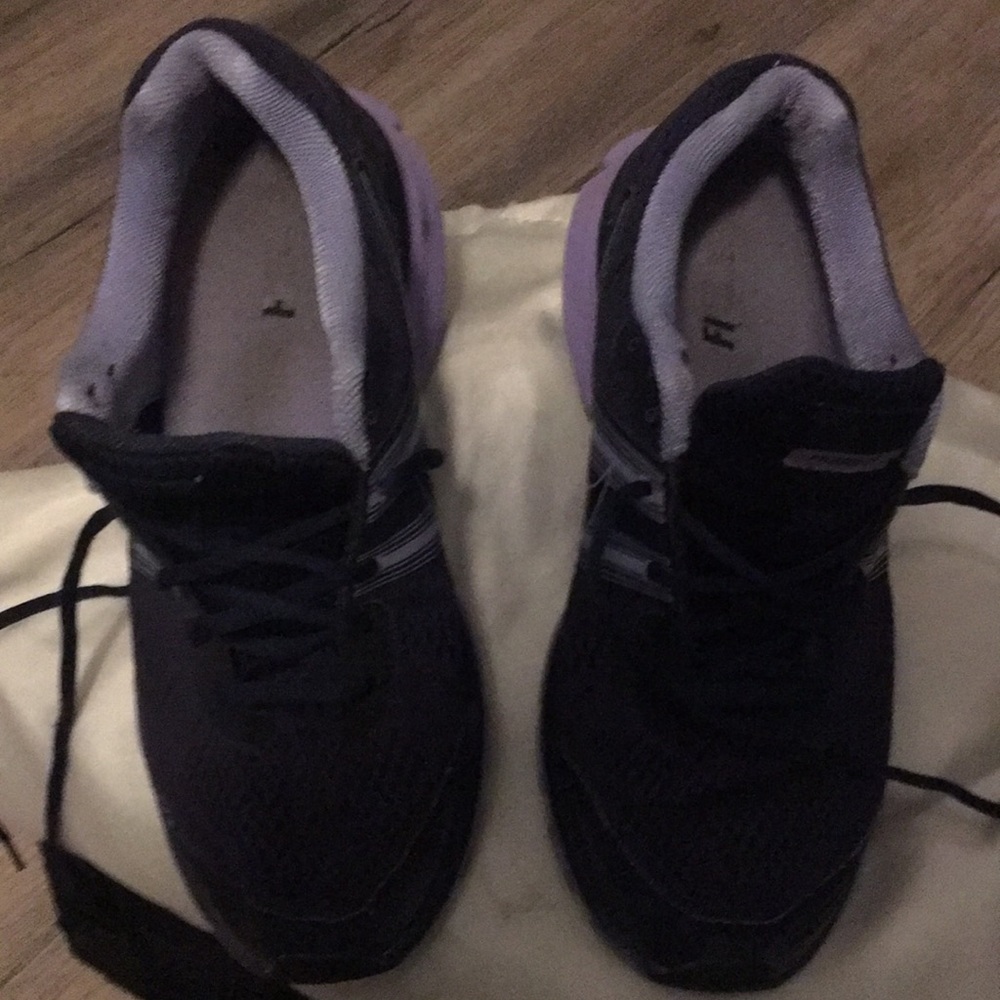 Nikes size 9.5